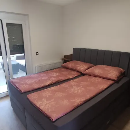 דירה Druzinski Apartmaji Judnic Adlesici