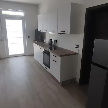 Druzinski Apartmaji Judnic * Adlesici