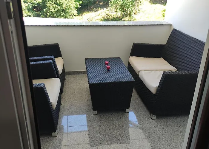 Druzinski Apartmaji Judnic Adlesici